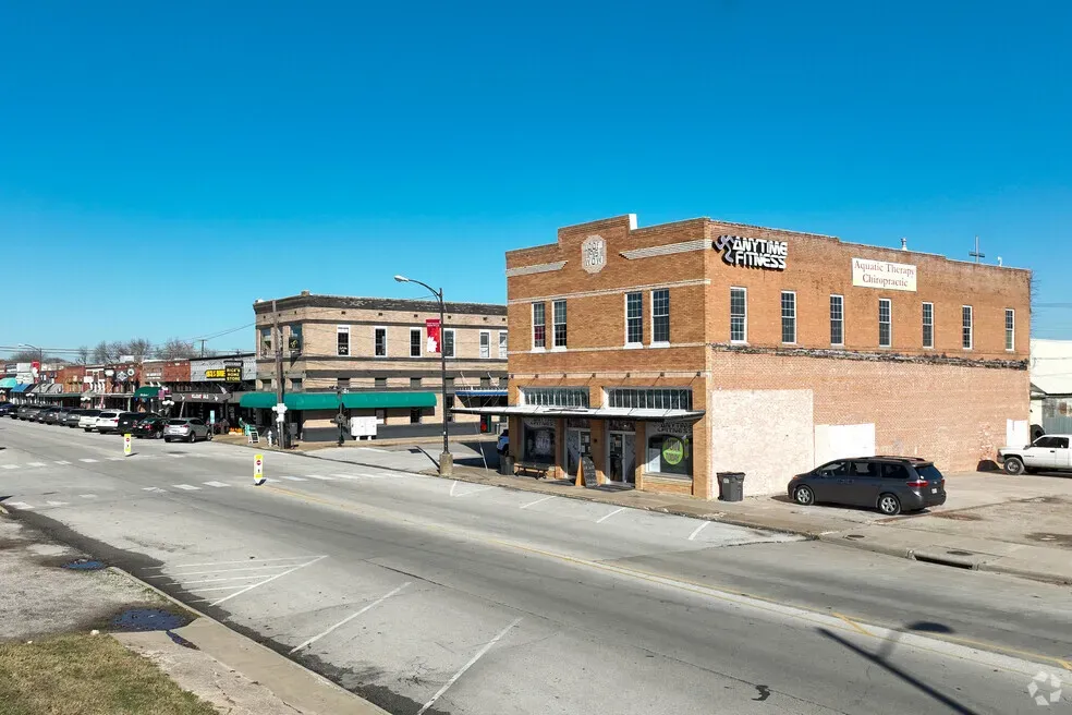 Historic downtown buildings and local businesses in Wylie, Texas — ideal setting for targeted digital marketing services in Wylie Texas.